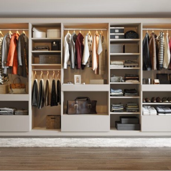 2490closet